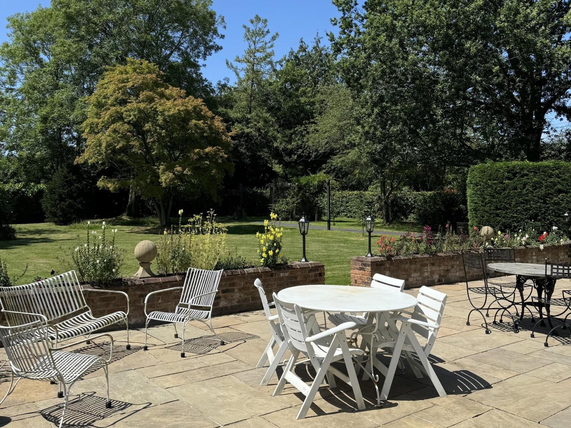 Hookwood Lodge London Gatwick Horley Eksteriør billede