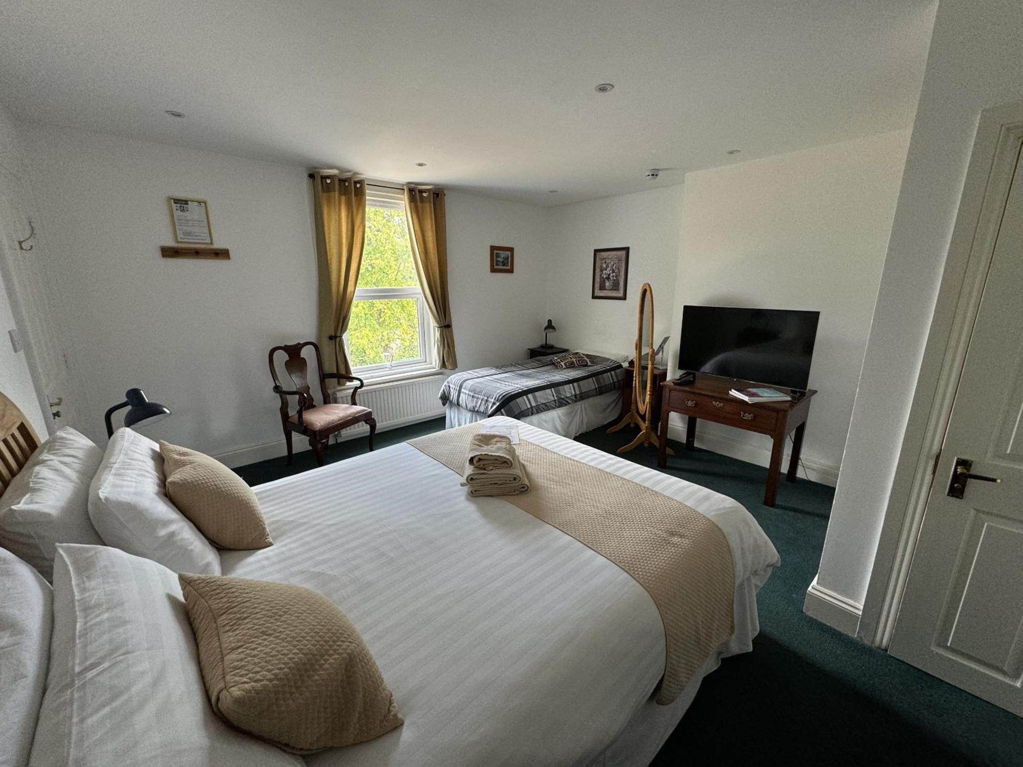 Hookwood Lodge London Gatwick Horley Værelse billede